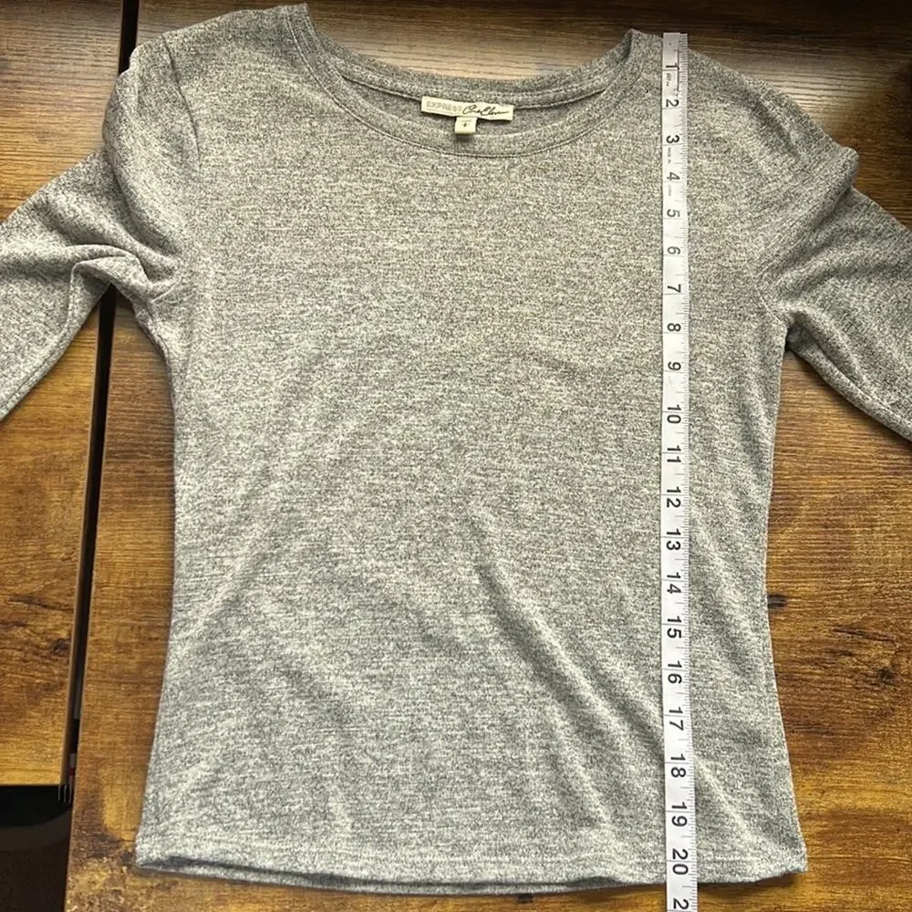 Express One Eleven “Essential” Heathered Gray Long Sleeve Basic Tee - Picture 9 of 10